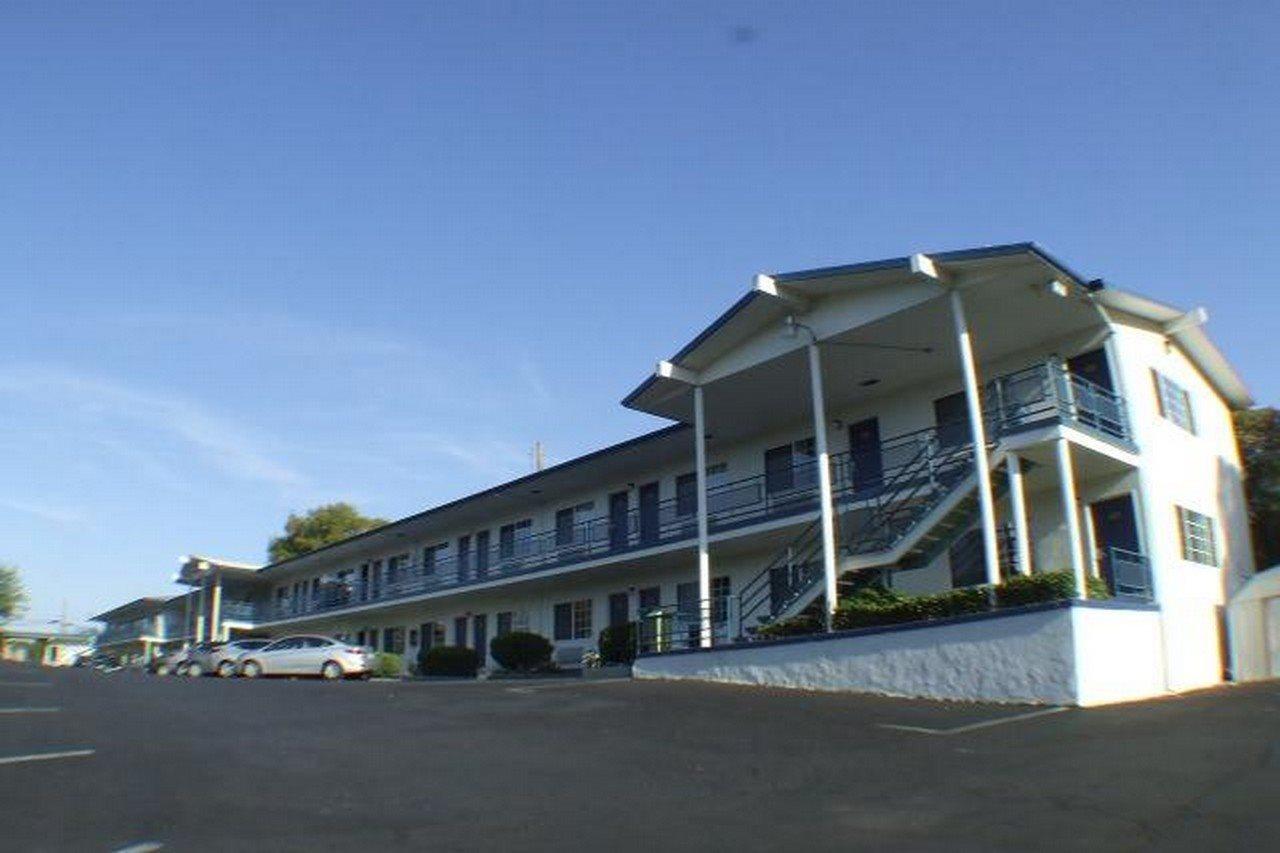 University Inn At San Luis Obispo Exteriör bild