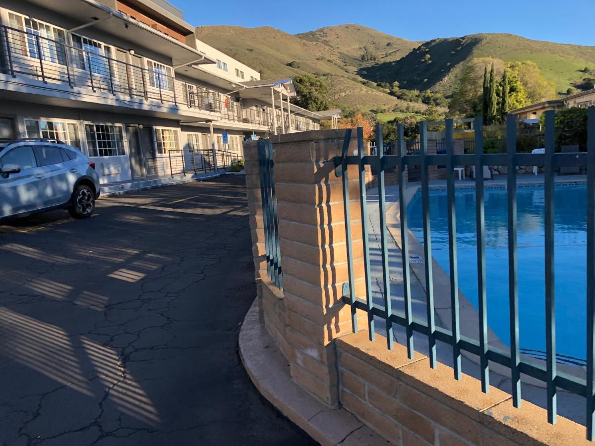 University Inn At San Luis Obispo Exteriör bild