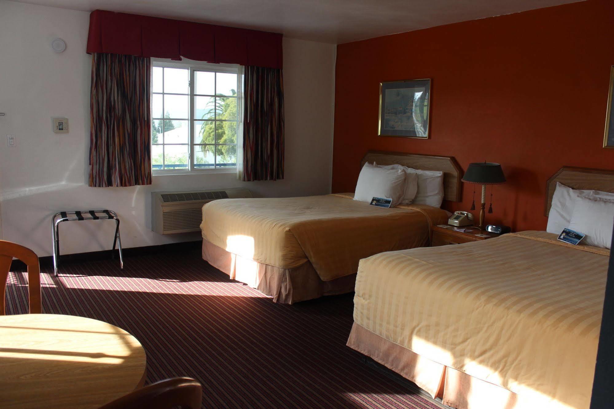 University Inn At San Luis Obispo Exteriör bild
