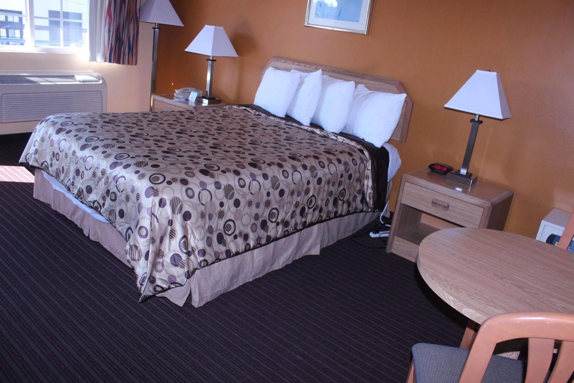 University Inn At San Luis Obispo Exteriör bild